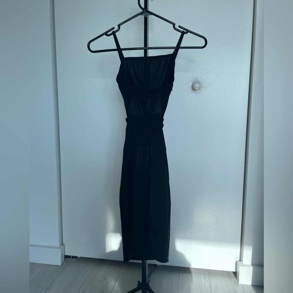 PRETTYLITTLETHING black open back bodycon dress